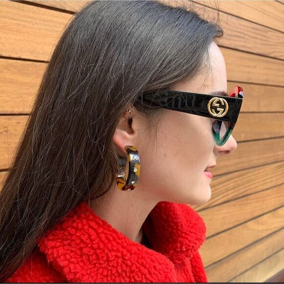 Amrita Singh Tortoise Resin Crystal Hoop Earrings - Picture 2 of 5